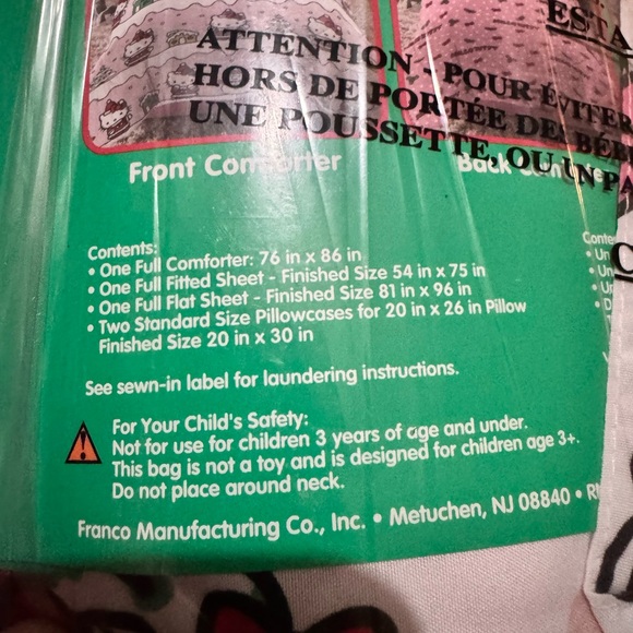 Hello Kitty Festive size Full Bed Set - White and Red - Picture 7 of 7